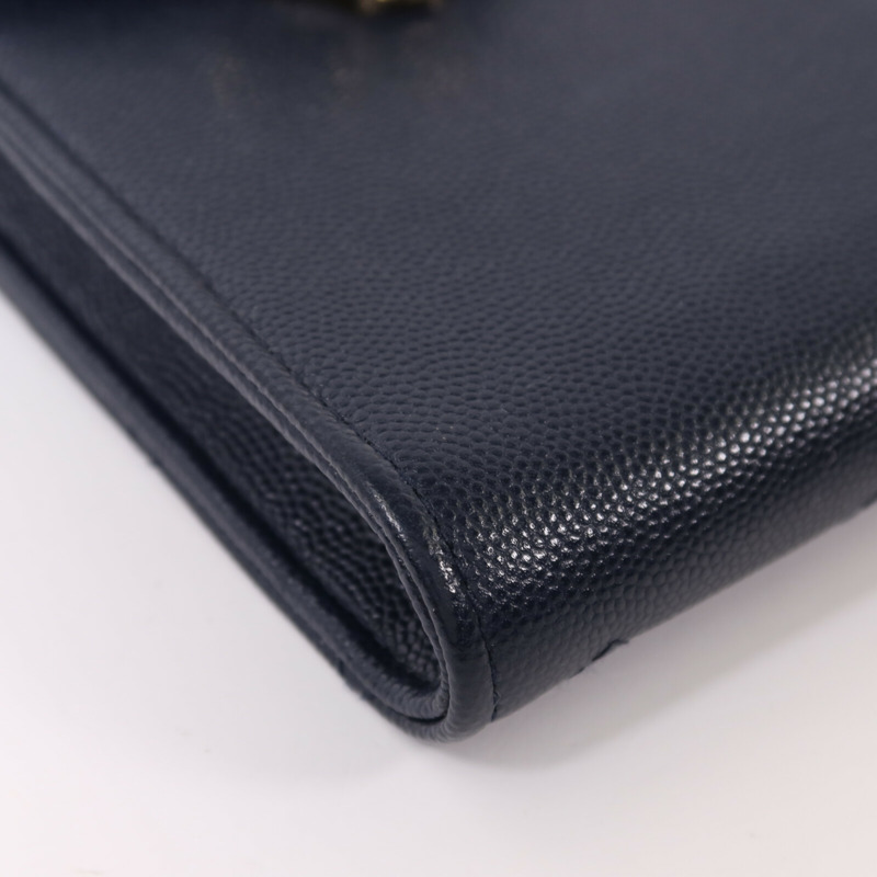 CHANEL 牛皮皮革CC Quilted Phone金扣鏈帶肩背袋-12