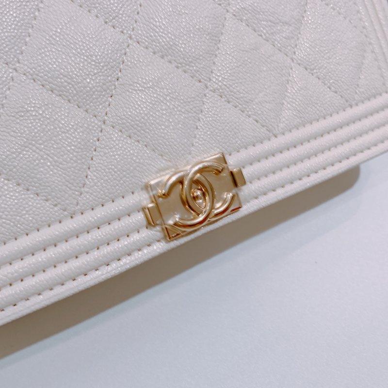 TW4706	Chanel香奈兒 牛皮 鏈條銀包Boy Wallet On Chain Caviar White x GHW-9