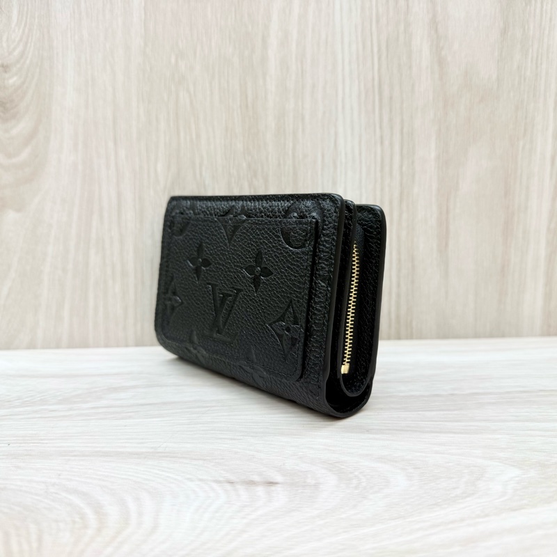 LV黑金牛皮壓紋Clea對釦式6卡ㄇ拉零錢短夾 M80151-3