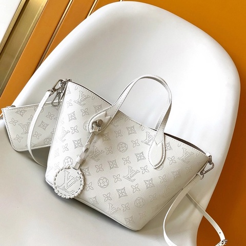 lv blossom