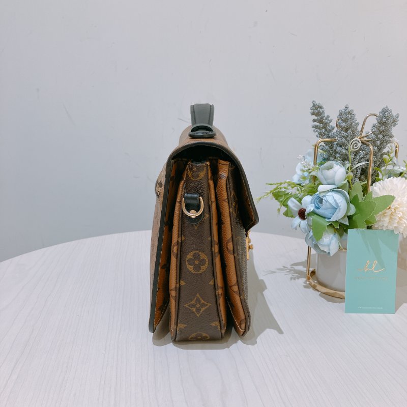 TK1947 路易威登 手提包 單肩  Vuitton Pochette Metis Shoulder Bag Monogram Reverse-4