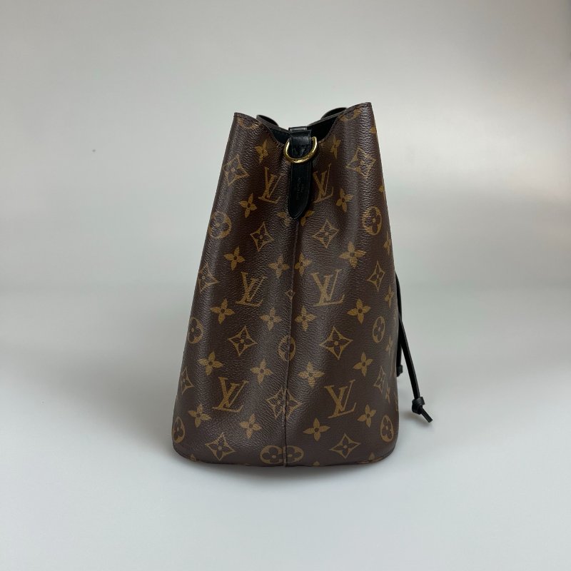 LV M44020/晶片款 老花黑水桶包-2