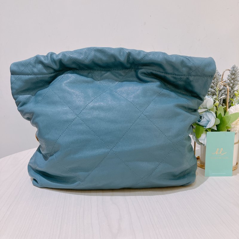 TK1948	香奈兒22  小號 荔枝牛皮 垃圾袋 灰藍色 Tote Bag Small Caviar Blue x GHW-2