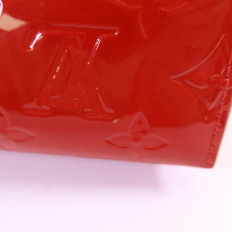 LOUIS VUITTON Monogram Vernis Pochette Cosmetic Pouch金扣手拿包-13