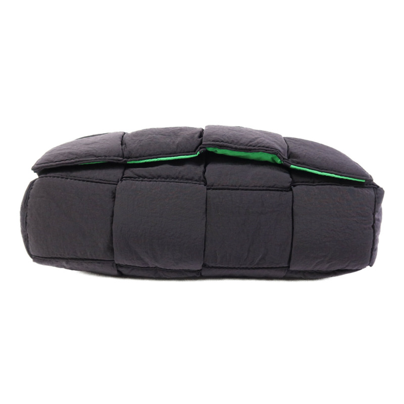 BOTTEGA VENETA 尼龍Tech Cassette銀扣肩背袋-3