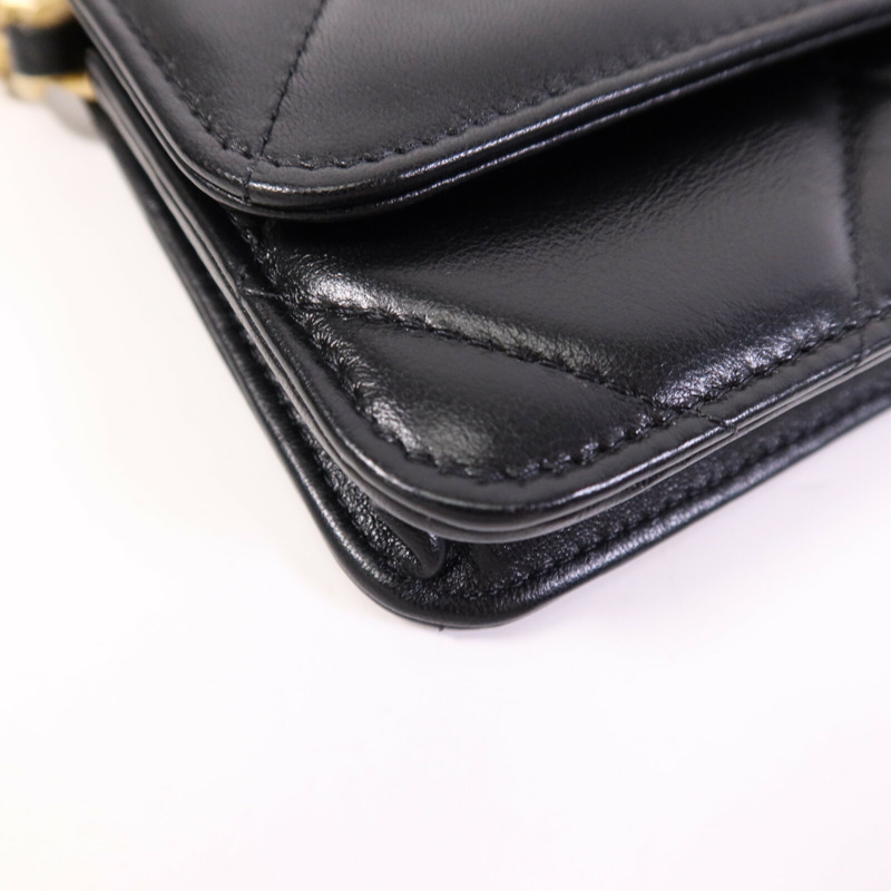 CHANEL 羊皮皮革Chanel 19 Mini鏈帶肩背袋-10