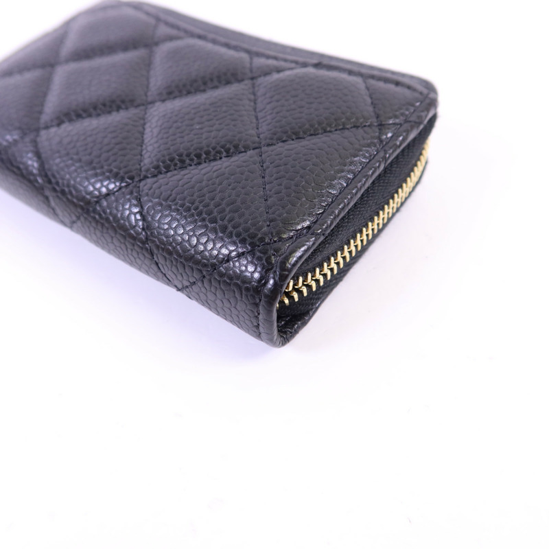 CHANEL 牛皮皮革Card Case金扣卡片套-12