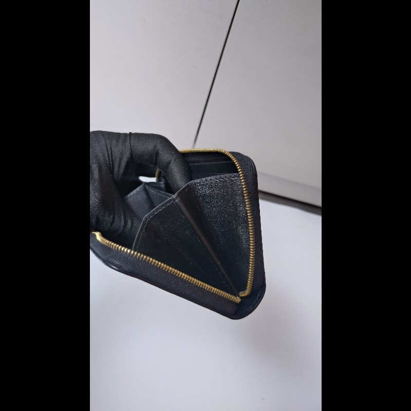 Celine 黑皮拉鍊短夾-8