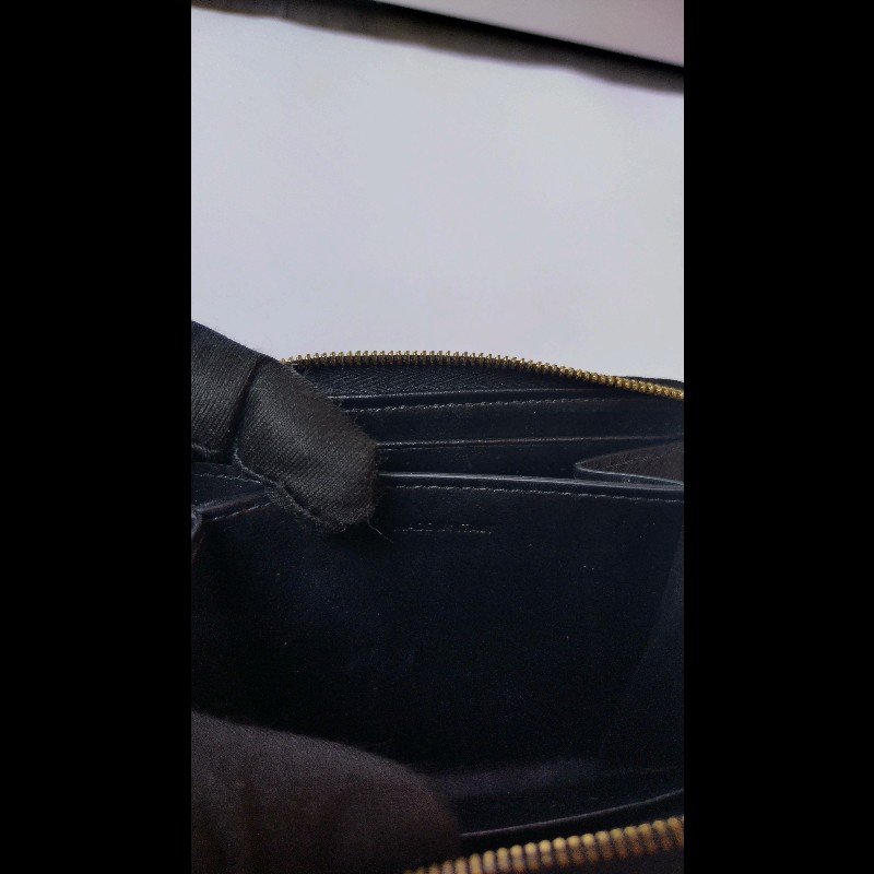 Celine 黑皮拉鍊短夾-15