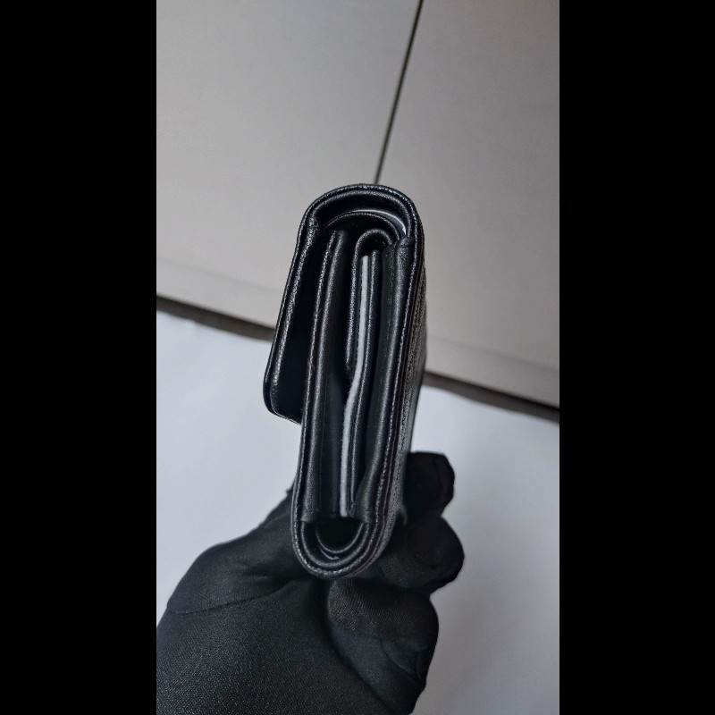 Chanel Boy 系列黑牛皮三折短夾-5