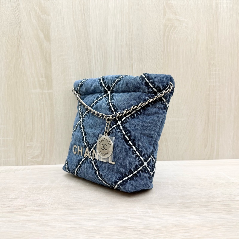 CHANEL丹寧牛仔銀釦MINI 22側背包-5