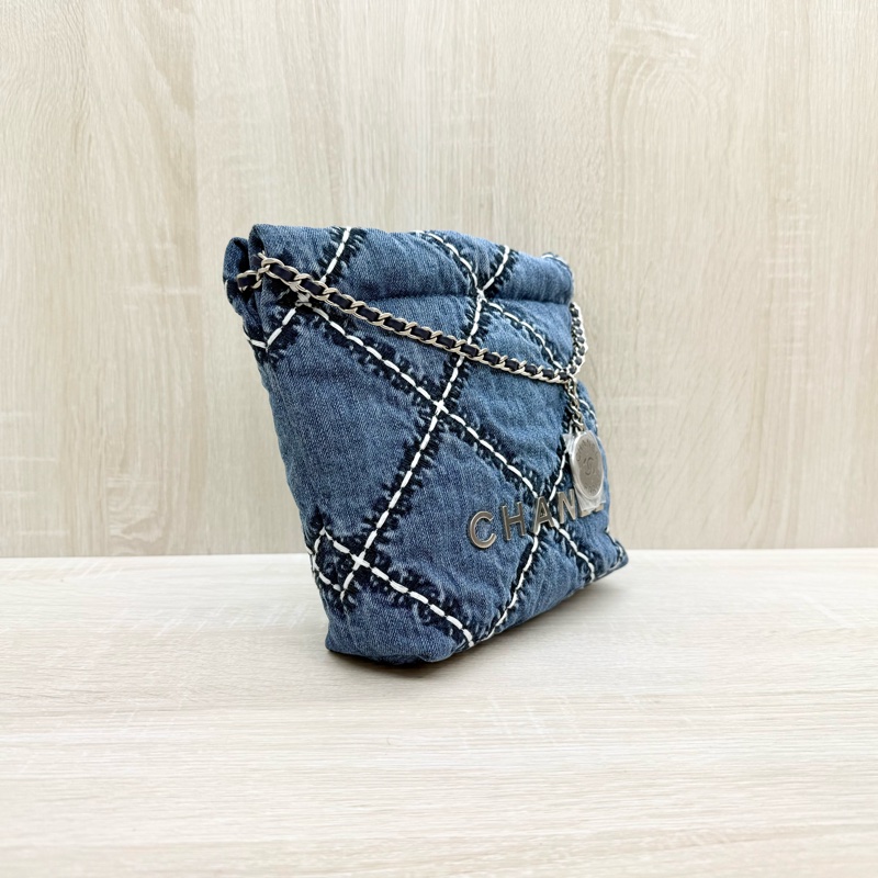 CHANEL丹寧牛仔銀釦MINI 22側背包-6