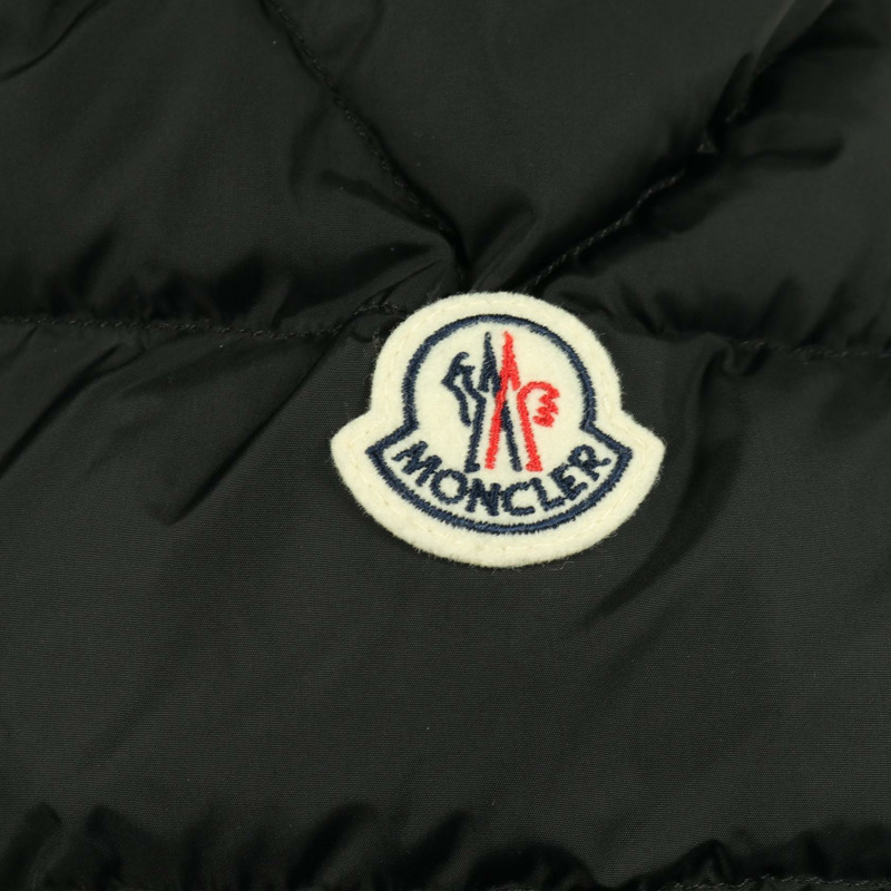 MONCLER CLUNY 男士黑色尼龍羽絨外套（二手）-5