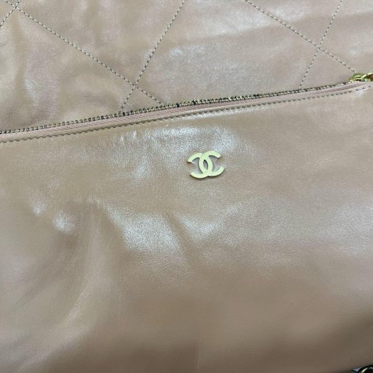 東區正精品㊣CHANEL 22 BAG AS3261 近全新香奈兒粉棕色全皮字金幣金鍊肩背包購物袋包中款 RZ6212-6