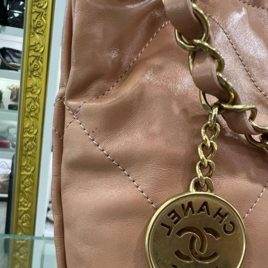 東區正精品㊣CHANEL 22 BAG AS3261 香奈兒粉棕色全皮字金幣金鍊肩背包購物袋包中款 RZ6212-11
