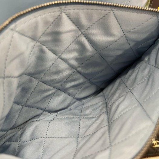 東區正精品㊣CHANEL 22 BAG AS3260 全新香奈兒水藍色全皮銀字銀幣銀鍊肩背包購物袋包小款 RZ6213-9