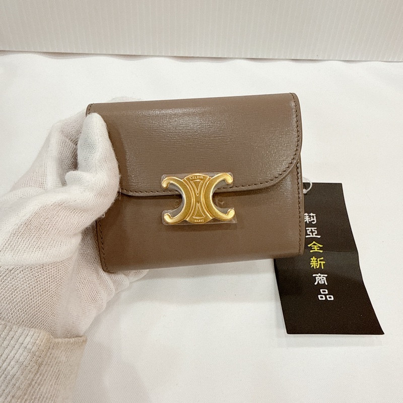 莉亞精品♡Celine 卵石灰 三折短夾 全新-1