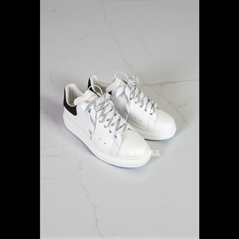 莉亞精品♡Alexander McQueen黑尾小白鞋 尺碼37.5 全新閒置-0