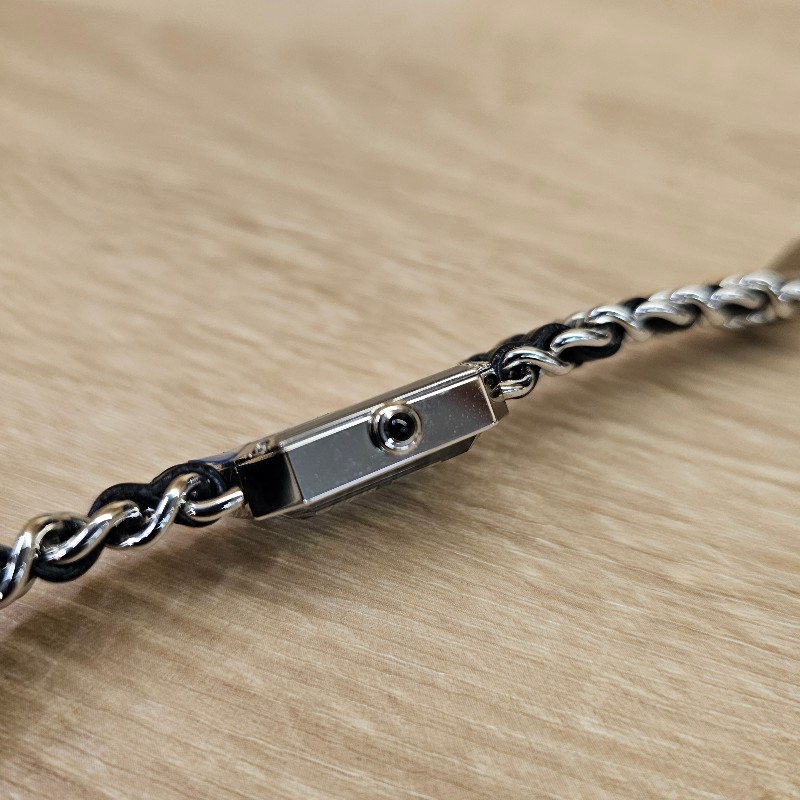 [品況超新甜價過新年🧧] Chanel 銀色皮穿鏈Premiere Iconic Chain石英腕錶-10