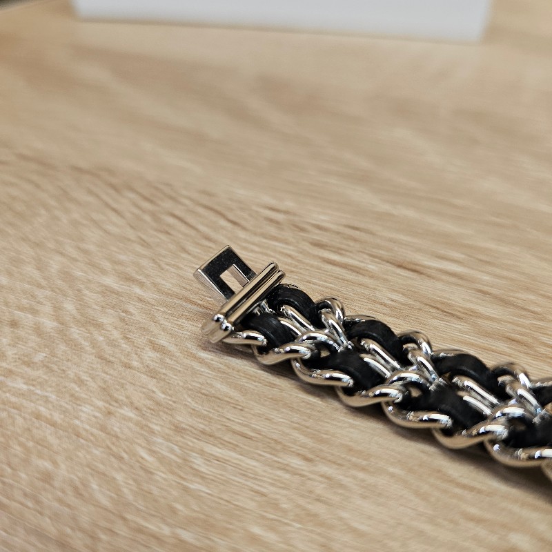 [品況超新甜價過新年🧧] Chanel 銀色皮穿鏈Premiere Iconic Chain石英腕錶-11