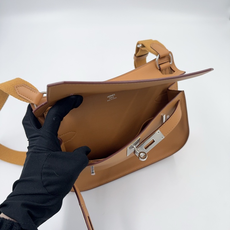 Hermes 芝麻色銀釦swift皮mini jypsiere肩側背包（僅離櫃！）-9