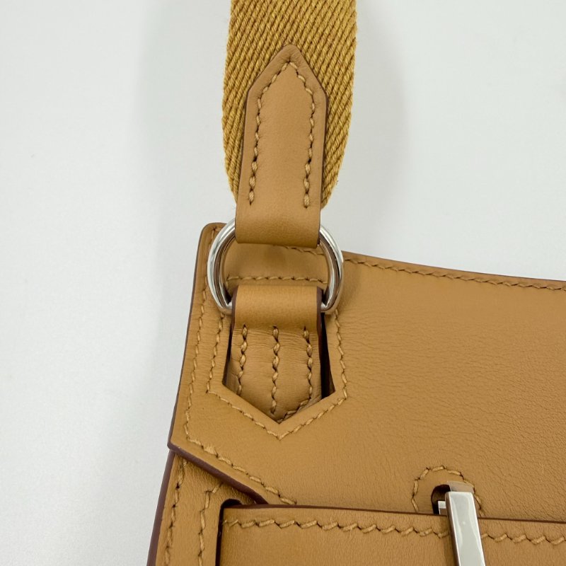 HERMES - 1S芝麻色Swift銀釦Jypsiere肩側背包╻MINI-23