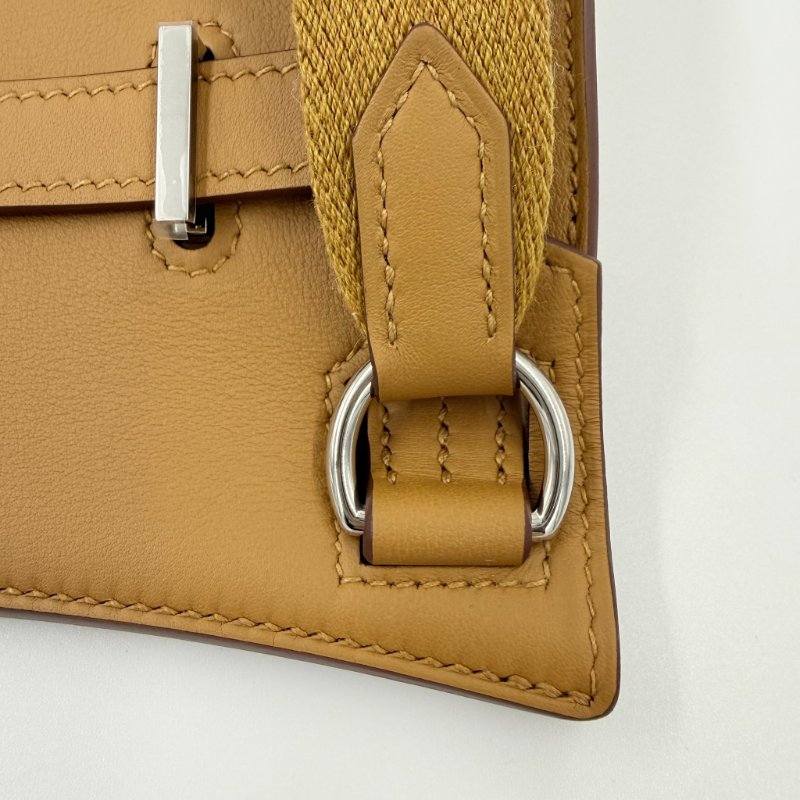 HERMES - 1S芝麻色Swift銀釦Jypsiere肩側背包╻MINI-26