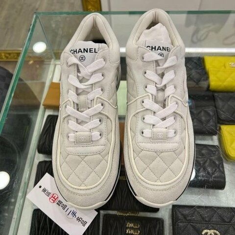 東區正精品㊣CHANEL G40184 近全新香奈兒淺灰色菱格紋布面拼麂皮小牛皮休閒鞋運動鞋球鞋 38號 RZ6221