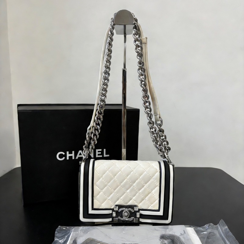 Chanel leboy 黑白熊貓 小號 肩背斜背包20*12  99新配件盒子塵袋保卡-1