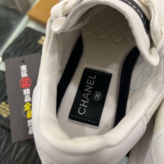 東區正精品㊣CHANEL G45355 全新香奈兒米色菱格紋布面拼麂皮小牛皮金色雙C膠底休閒鞋運動鞋球鞋 38號 RZ6222-4