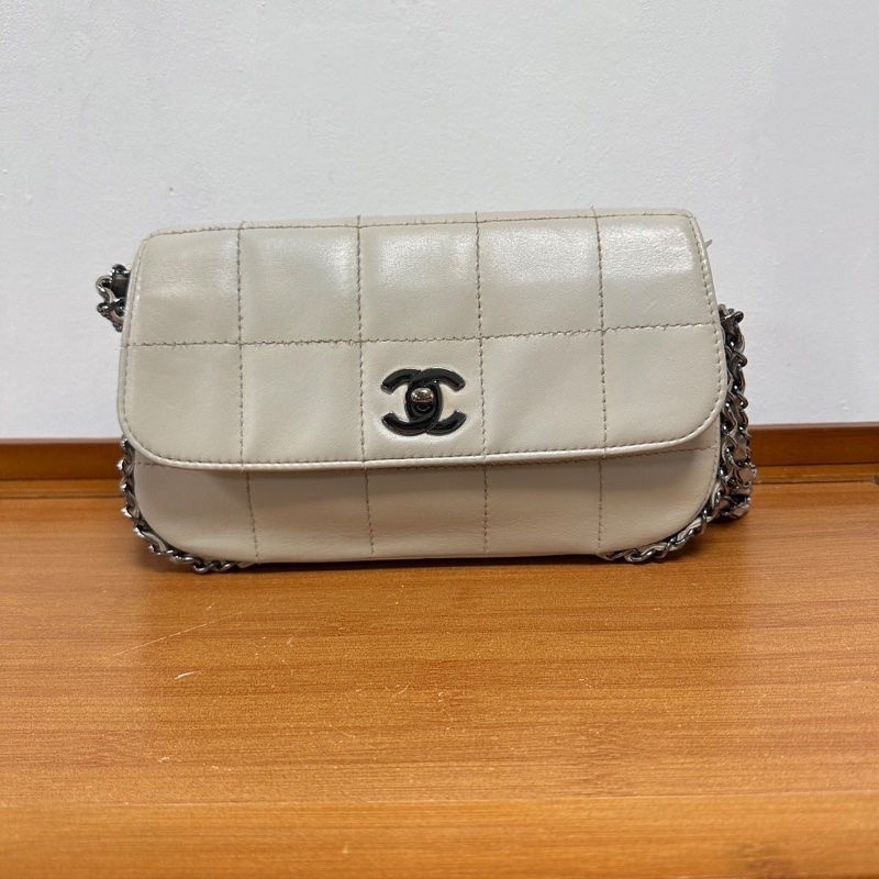 Chanel 白色菱格紋方塊冰格鏈條包24*13 99新配件塵袋-5
