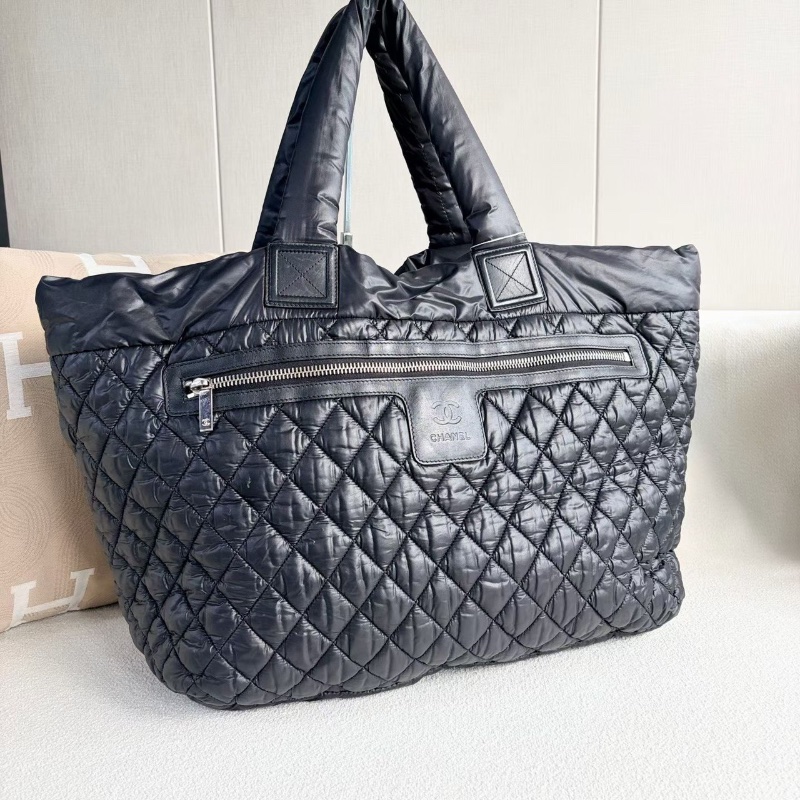 Chanel羽絨Tote托特包大號 黑色44*34*18 98新配件塵袋-6