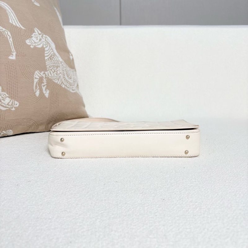 Chanel 中古橫版冰格腋下包  白色金扣 羊皮24*12*4 98新配件塵袋保卡-3