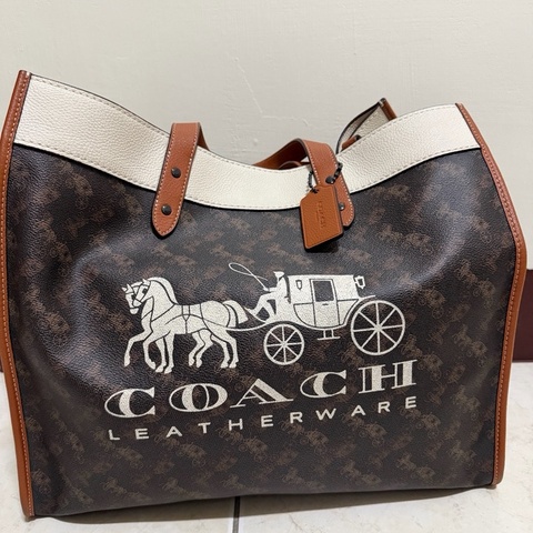 COACH 經典馬車LOGO 旅行袋