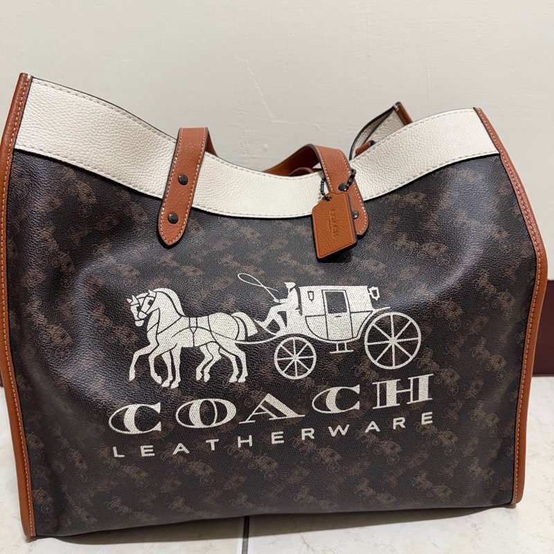 COACH 經典馬車LOGO 旅行袋-0