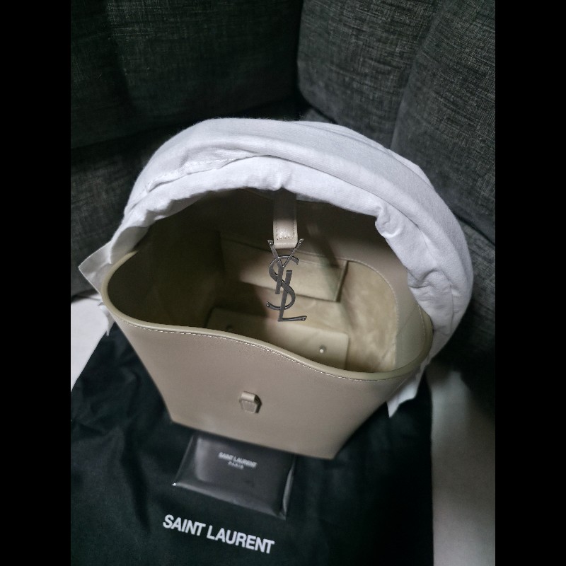 [全新] Saint Laurent YSL le37 水桶包 奶茶色銀扣 未拆封-1