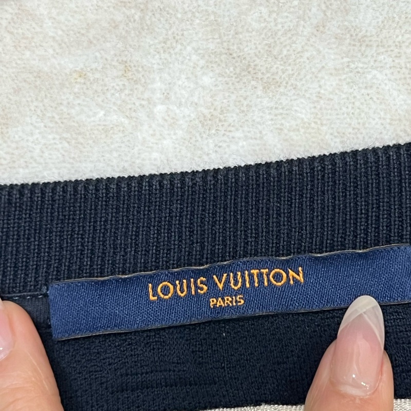 LV 經典 Monogram 立體口袋 T 恤-4