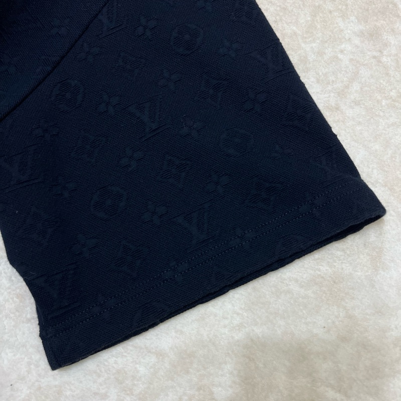 LV 經典 Monogram 立體口袋 T 恤-8