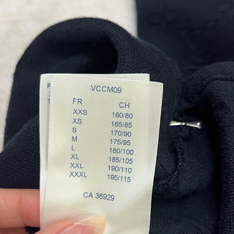 LV 經典 Monogram 立體口袋 T 恤-12