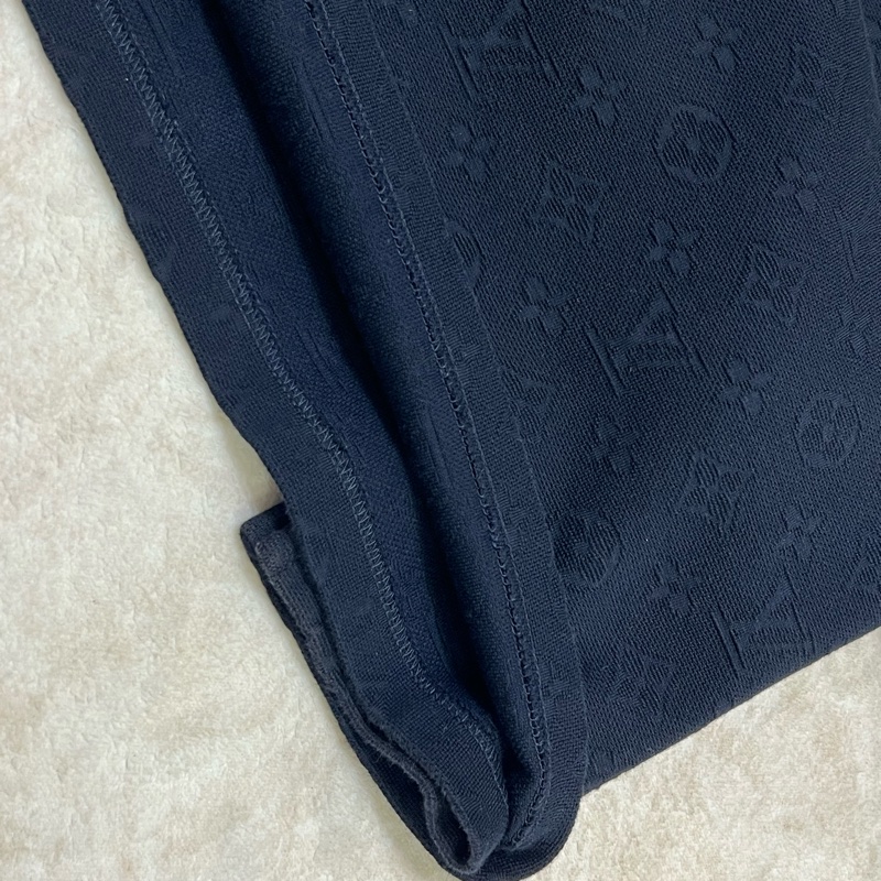 LV 經典 Monogram 立體口袋 T 恤-17