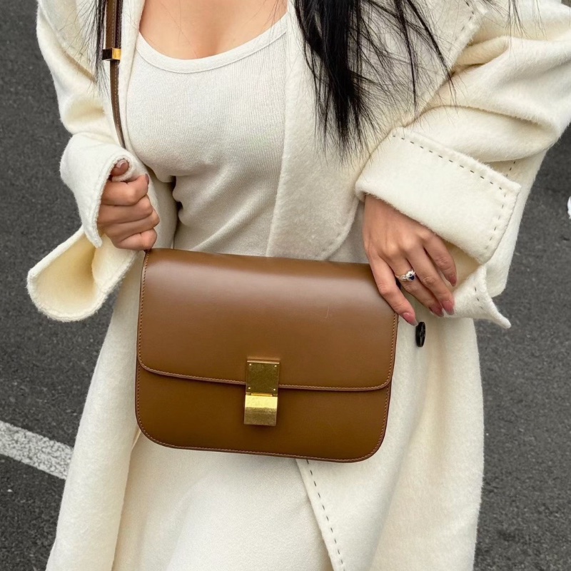 CelineBox豆腐包中號 焦糖色金扣 牛皮23*20*6 98新配件塵袋肩帶購證-0