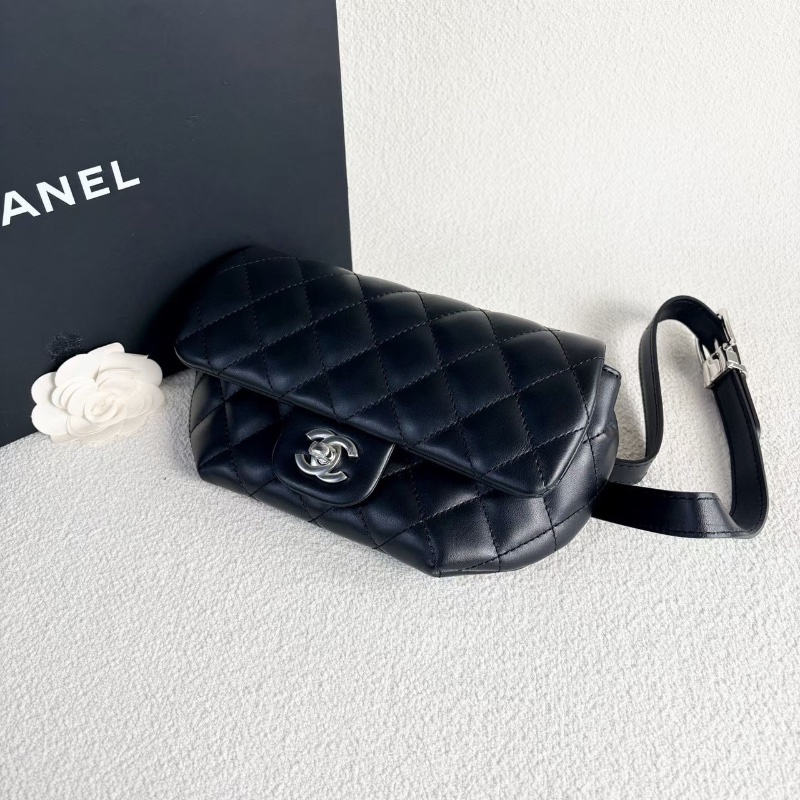 Chanel 元寶腰包 黑銀 羊皮22*14 全新配件塵袋-3