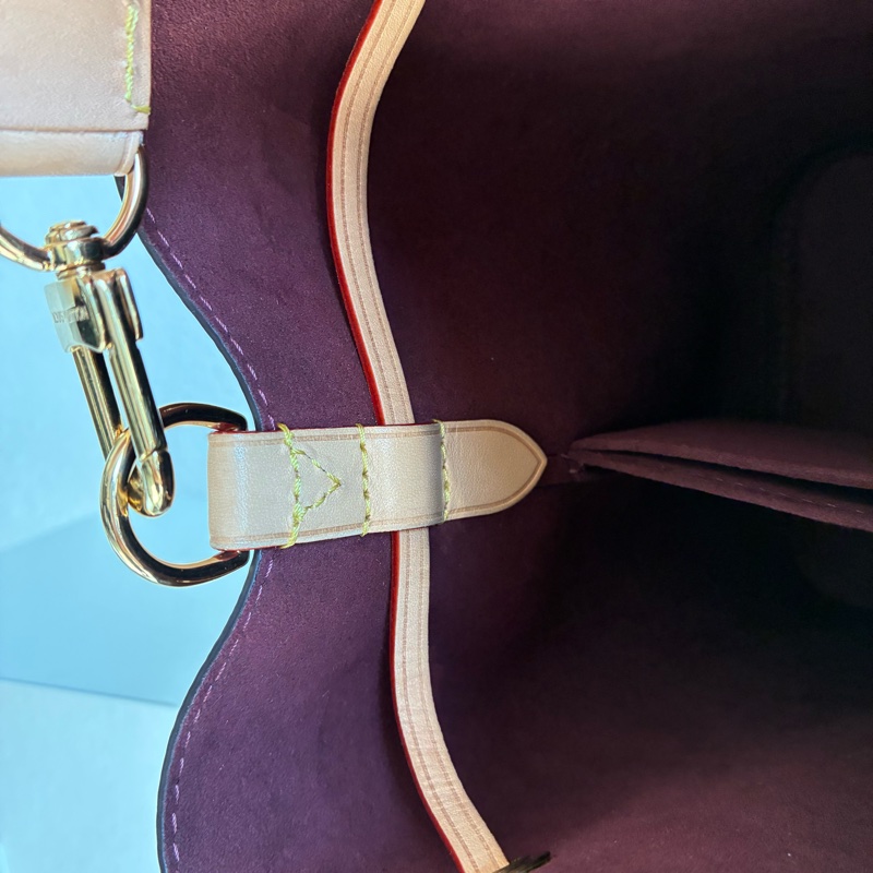 lv 花紋水桶BB 手提斜背兩用-16