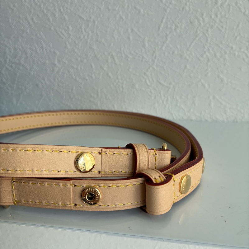 lv 花紋水桶BB 手提斜背兩用-17