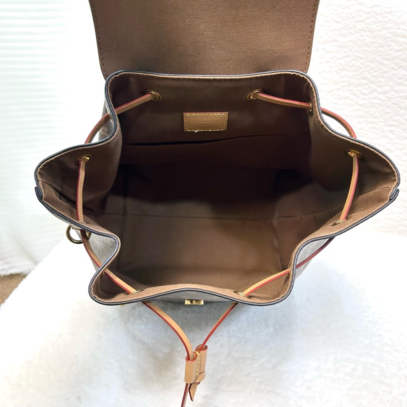 路易威登後背包LV原花montsouris磁釦束口抽繩簍空吊牌後背包PM M45501-9