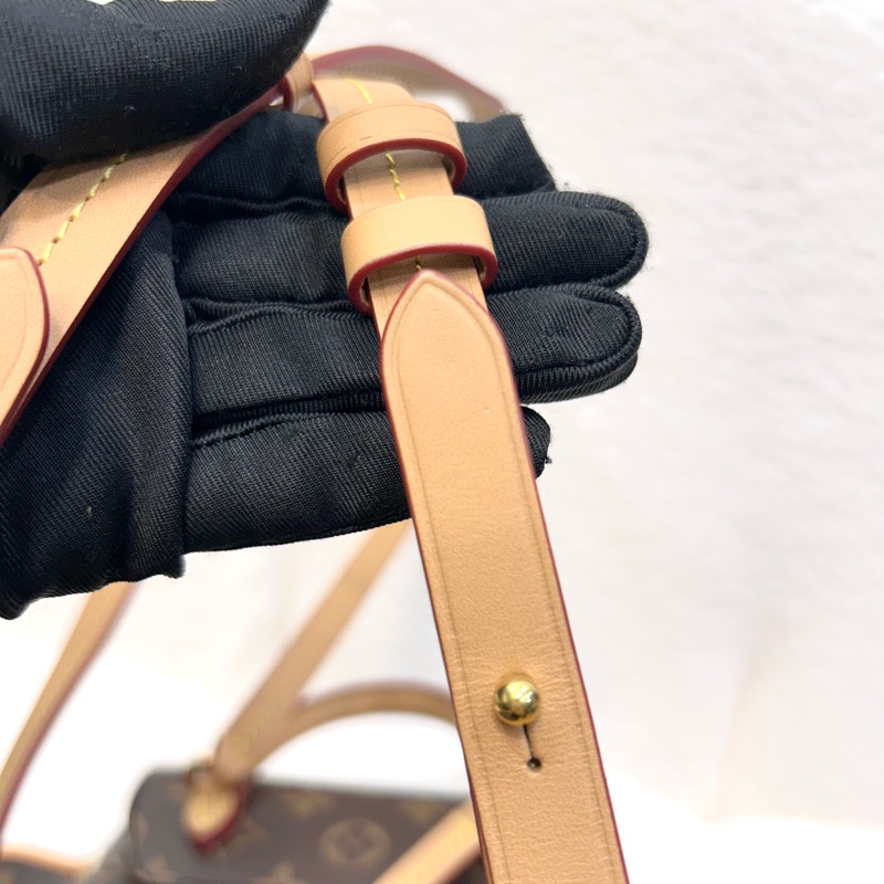 路易威登後背包LV原花montsouris磁釦束口抽繩簍空吊牌後背包PM M45501-15