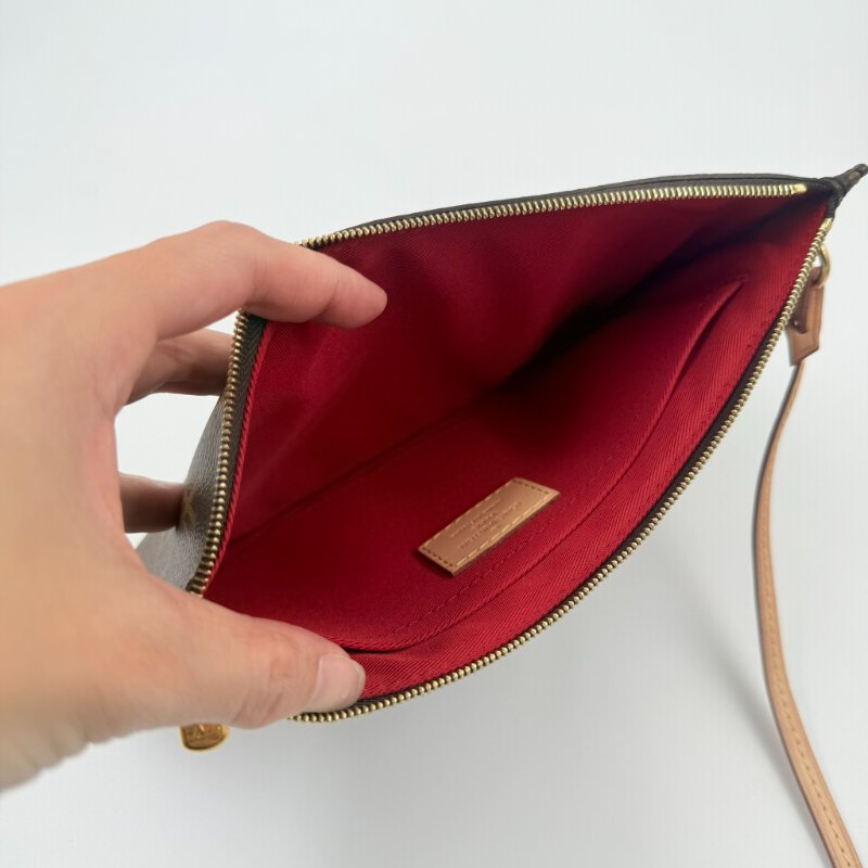 Louis Vuitton -原花  Carry it 雙耳琴譜肩背包-13