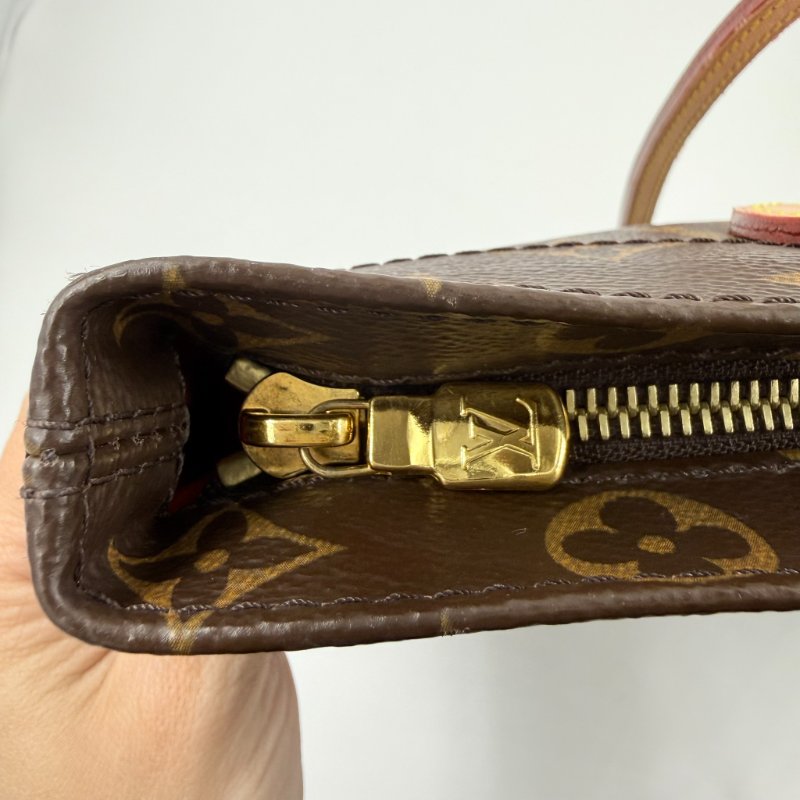 Louis Vuitton -原花  Carry it 雙耳琴譜肩背包-14