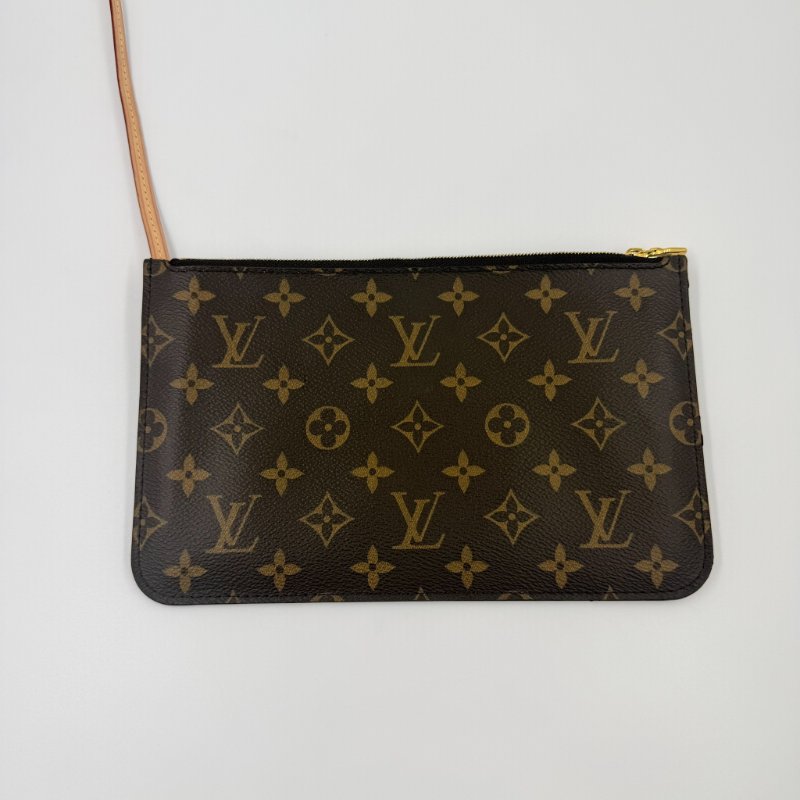 Louis Vuitton -原花  Carry it 雙耳琴譜肩背包-18