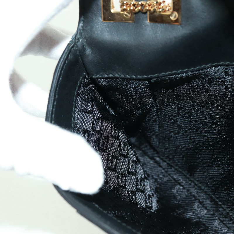 【日本直送】GUCCI Taiga Head Chain Bag 麂皮黑色金色 005 0808 Auth ki6359V-23